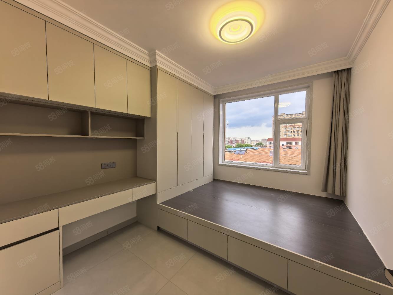 自来水家属楼2室2厅1卫102㎡南北54.5万