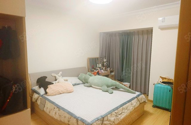 珠江好世界3室2厅93.47㎡108万二手房图片