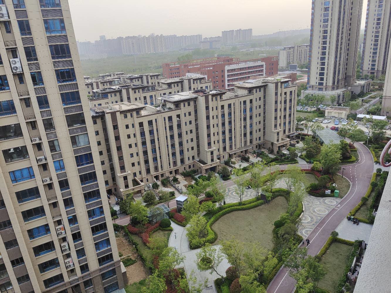 湖景大平层,大套住宅5室3卫大阳台,老证,碧桂园清月湾-驻马店58同城