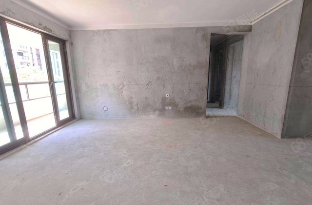 富力御官山(三期西区)4室2厅134.71㎡162万二手房图片