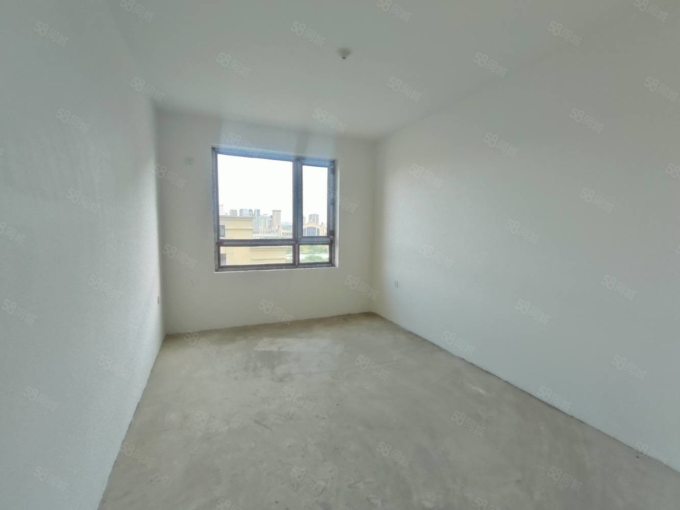 月星环球城2室1厅1卫80㎡南北28.8万