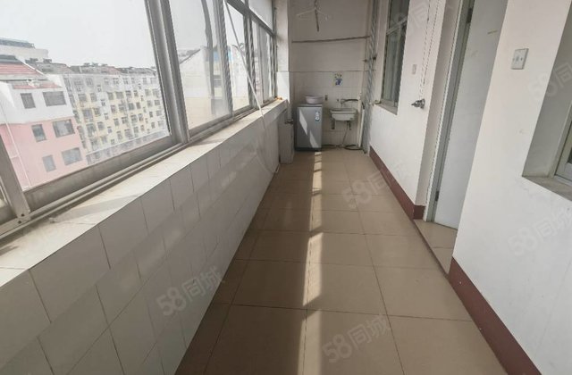 电业局五院 文轩总部派出所家属院 三室两厅 健康楼层可按揭