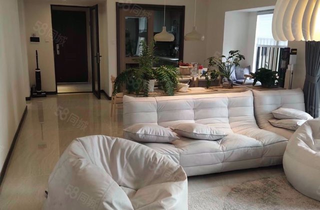 万科魅力之城4室2厅120.47㎡70万二手房图片