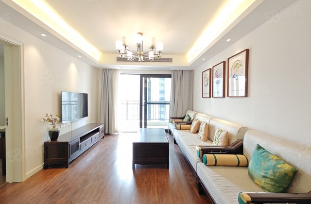 万科里金域国际(一二期)4室2厅138.77㎡268万二手房图片