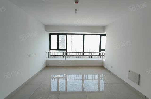 单价七千多新房未住！阿尔卡迪亚东边户带车位储免大税！电大五中