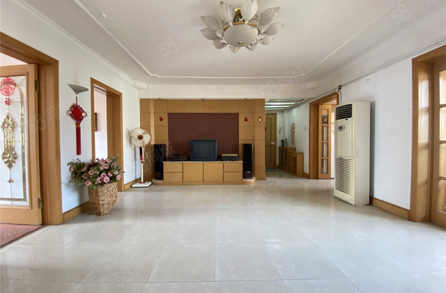 新上 金谷园二期 标准h户型 一楼好楼层 出门公交站 地铁站