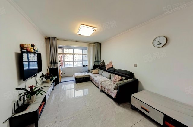 皇家学府3室2厅121.24㎡76.5万二手房图片