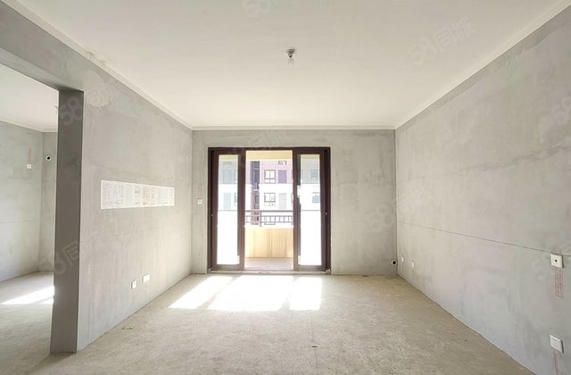 吾悦华府4室2厅132㎡72万二手房图片