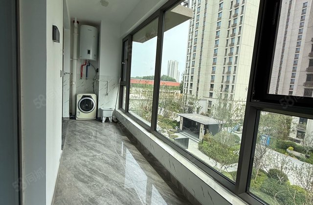 房东急售 板楼 小三房 电梯房 南向采光好 看房方便