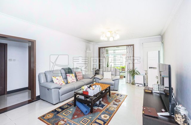 远大园五区3室2厅135㎡1270万二手房图片