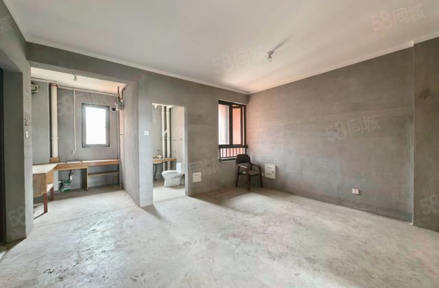 博林华府3室1厅73㎡56万二手房图片