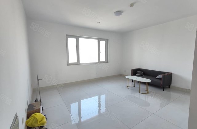 丽水社区北区 小三房 中间楼层采光好 装修好 南北通透