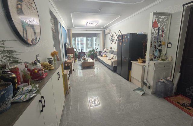 新上笋盘 锦绣学府好楼层急售 免大税 诚心急售随时看 可谈