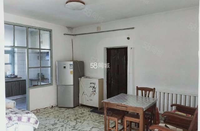 青云街10号小区3室1厅90.46㎡40万二手房图片