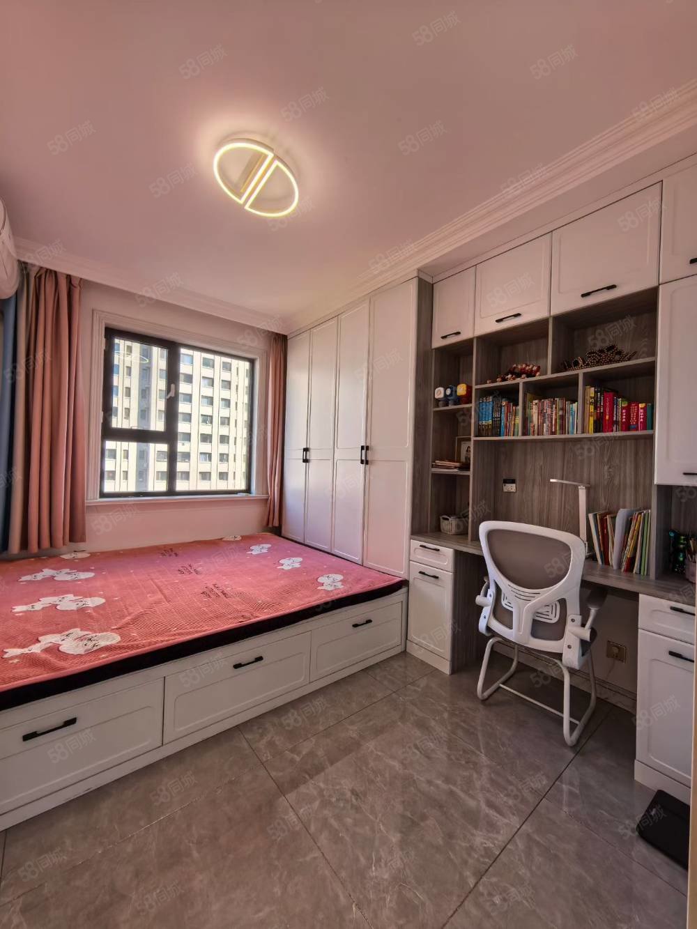 山语城3室2厅2卫135㎡南北80万