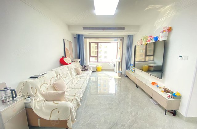 精装智能家居 三室双卫 带车储 双阳台 一线河景房 无遮挡