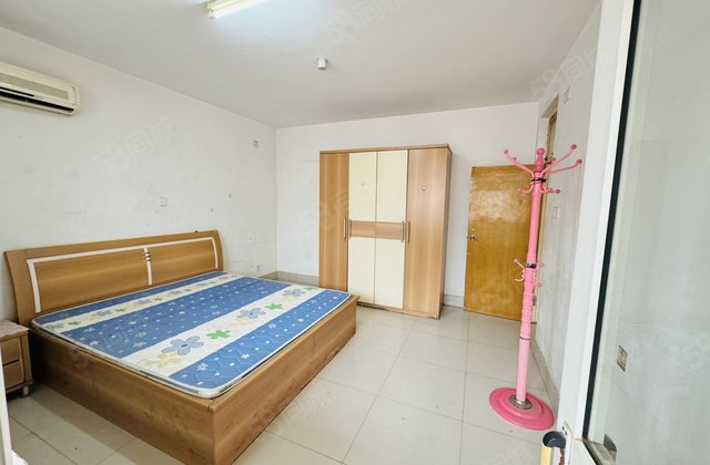 盛泽小区 三室 可按揭 免大税 老东昌 地暖 小区停车方便