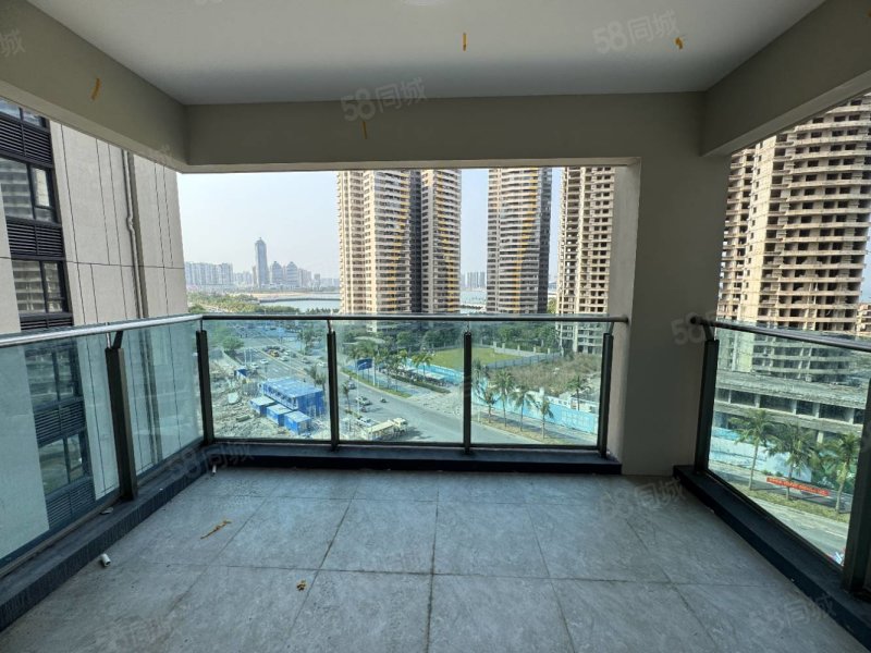 金沙湾力华花园4室2厅2卫120㎡南152万