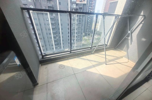 新鸿基泷景(七期)3室2厅90.4㎡123万二手房图片