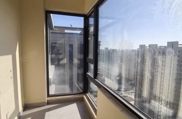 财干路上单价6000多买新房未住东边户带车位地下室有钥匙随时