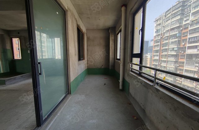 中融中央悦府3室2厅113㎡132万二手房图片