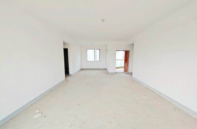 新城新世界3室2厅131.03㎡126万二手房图片