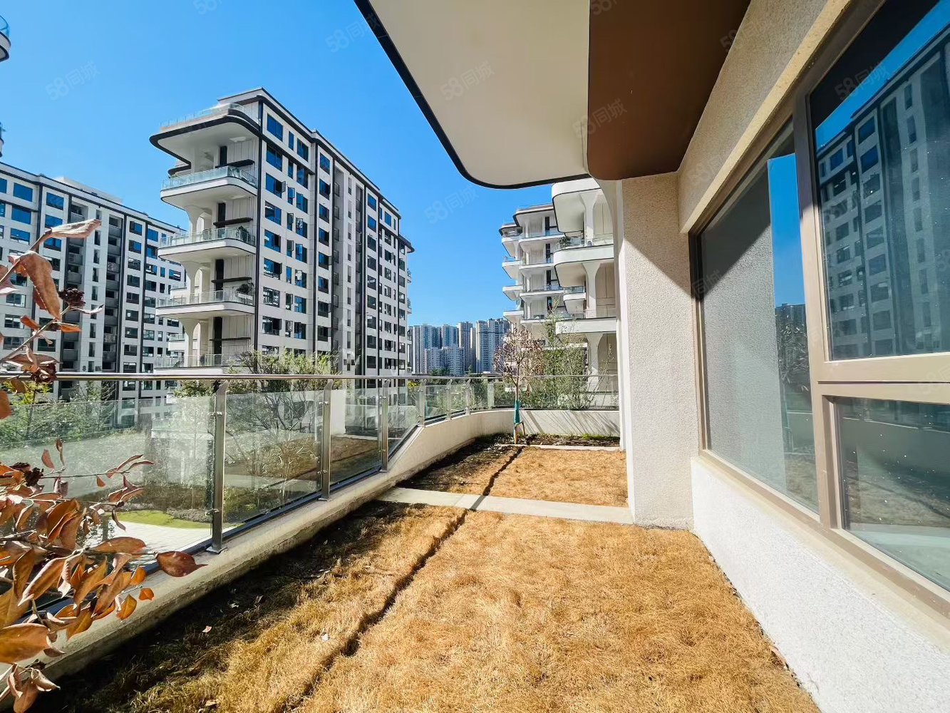 国瑞麓林府4室2厅3卫143㎡南北125万