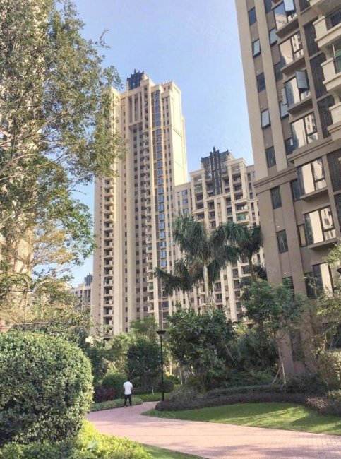 厦门西丨中骏刚需三房丨高性价比丨业主诚意出售丨成熟商圈.便捷