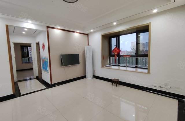 市中心！人民公园旁 中央帝景边户 免大税送车储 精装修 急售