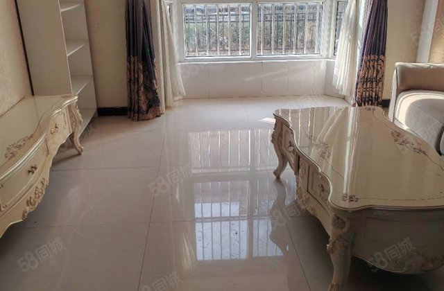 阳光诺林湾(满城)3室2厅126㎡75万二手房图片