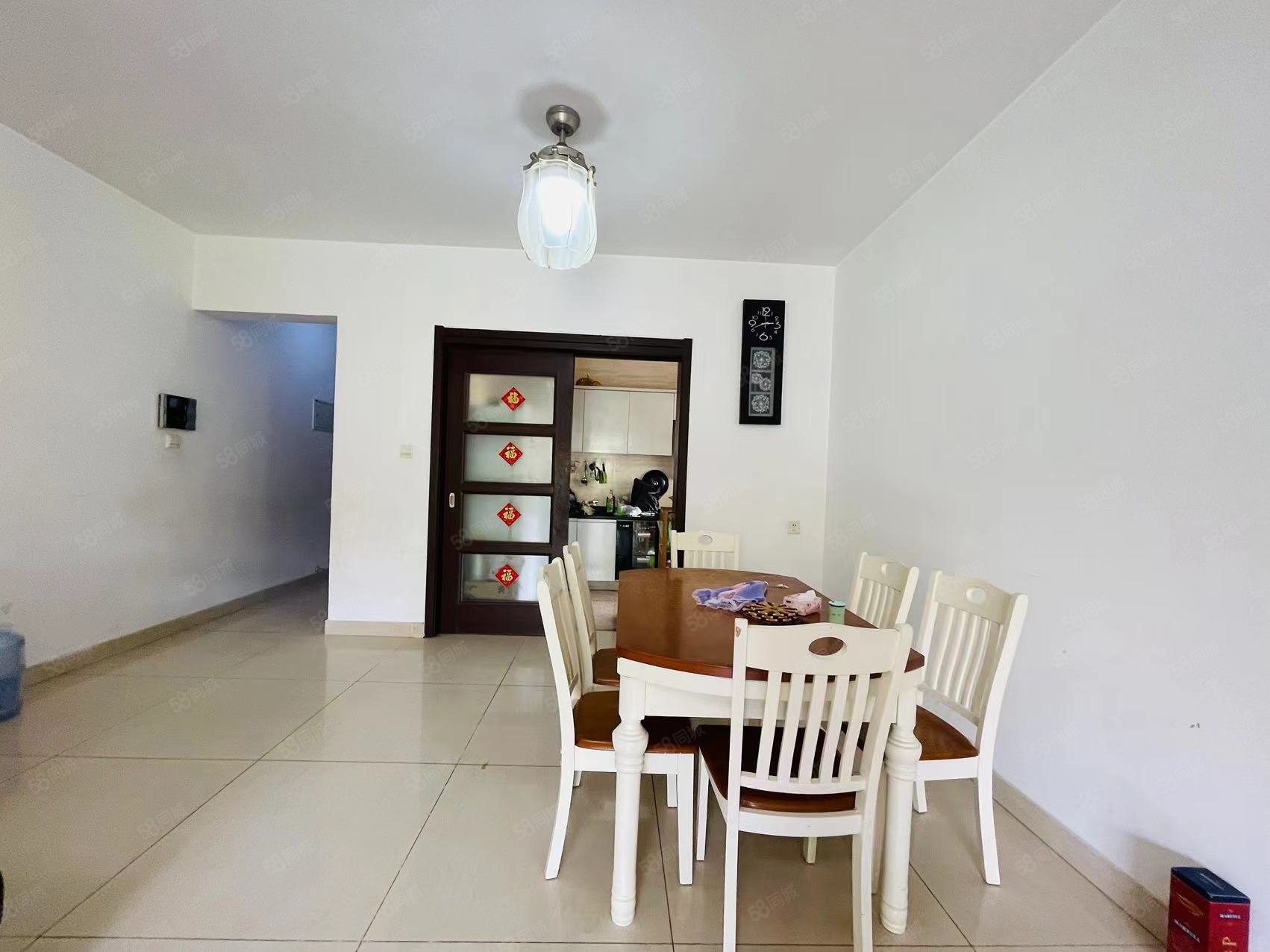 碧桂园翠堤春晓4室2厅2卫136.67㎡南49.9万