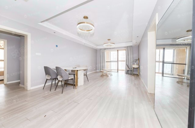 香溢花城3室2厅132.6㎡750万二手房图片