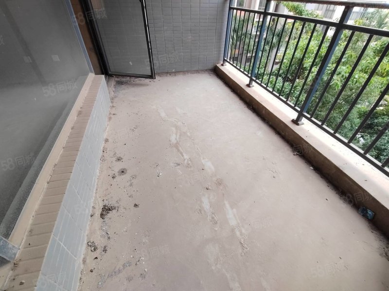 三面采光,窗外处处是风景,太舒服啦,性价比高,湖泉湾1号-红河58同城