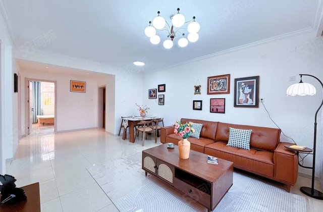 香江 精装三室 3楼 区妇幼     报价49.9 拎包入住