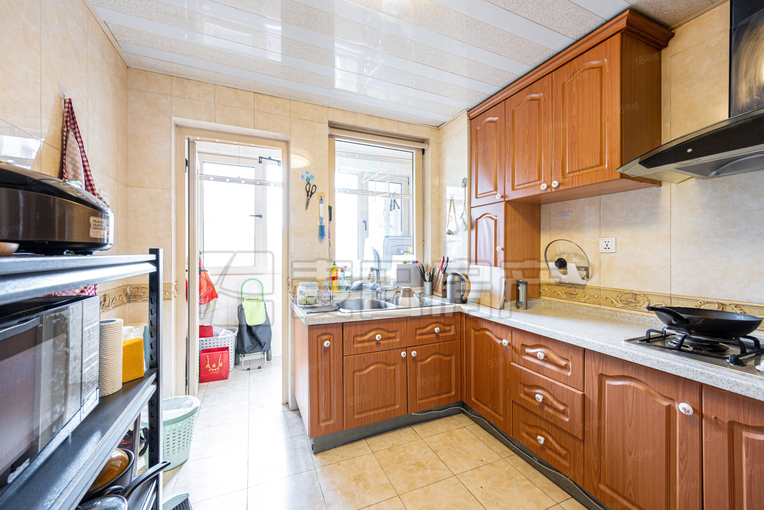 中海凱旋2室2廳2衛(wèi)130.08㎡東西2600萬