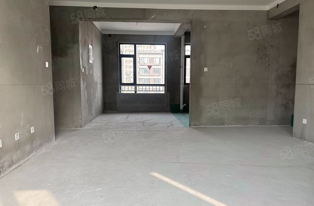 海博龙樾府4室2厅143㎡113万二手房图片