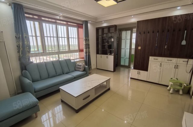 香江精装修电梯好房中间层边户三室免大税带储藏室随时看房有钥匙