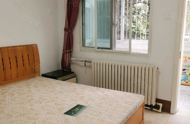 金铭盛世柳园(D区) 正规商品房 近医院 有电梯 出行方便