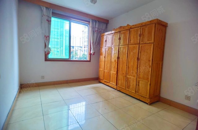 和谐大院(蒲江)4室2厅166㎡35万二手房图片