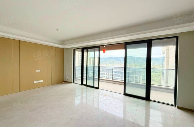 城投锦澜悦山4室2厅135.91㎡158万二手房图片