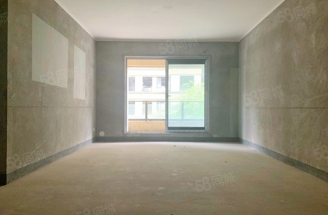 铂悦澜庭(一期)4室2厅143㎡163万二手房图片