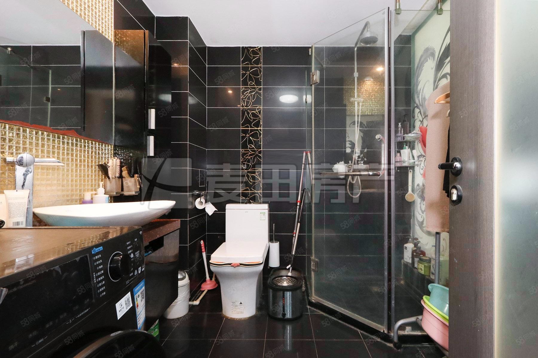 首城國際2室1廳1衛(wèi)88.57㎡南650萬