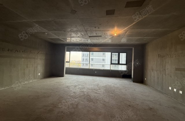 盛景熙苑4室2厅155㎡180万二手房图片