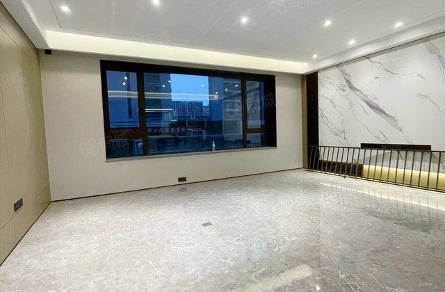 保利天悦3室2厅141㎡211万二手房图片