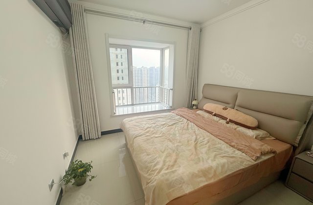银河嘉苑(四区)2室2厅90.3㎡50万二手房图片