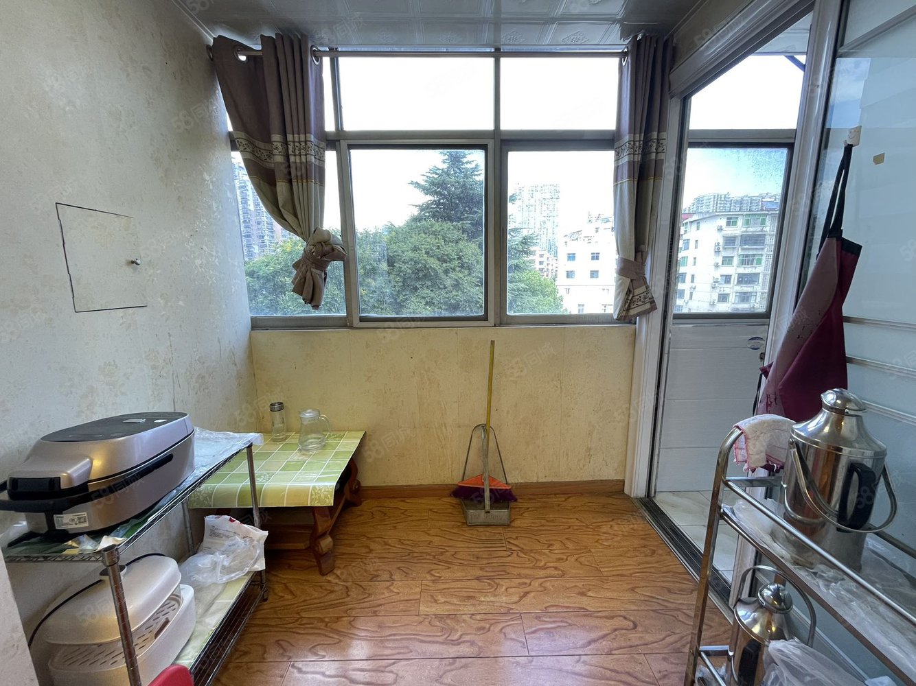 燕林小区3室2厅1卫80㎡南北59.8万