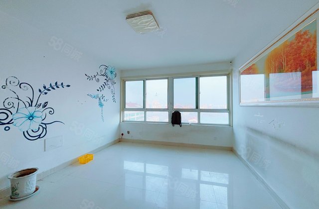 颐馨园二期 兴华路西路 阳光        带车位 电梯三室