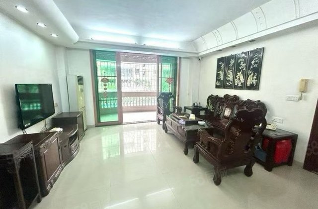 帝苑一期4室2厅133.29㎡85万二手房图片
