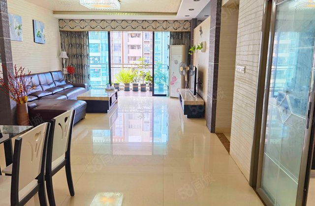 嘉信城市花园三期4室2厅176.2㎡198万二手房图片