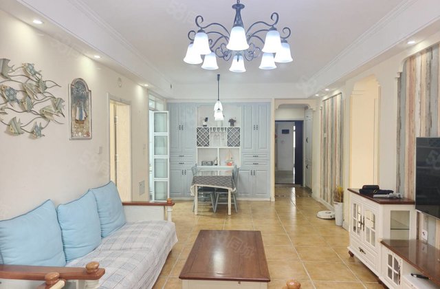 送车位储藏室昌润莲城瑞荷园  南北通透 装修好 刚需小三居